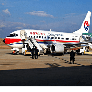 天津滨海航空空运航空快运业稳步发展的原因是什么？